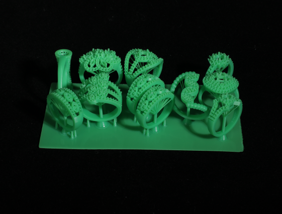 Unleash the boundaries of creativity! 3D printers make jewelry design impossible